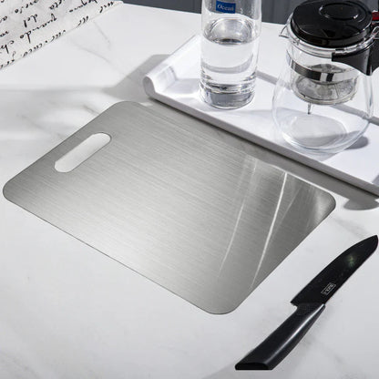 Kinzoku 錦属 Series – Titanium Blade Cutting Board